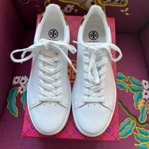 TORY BURCH Howell Court Sneakers Titanium White with Snake Printed leather